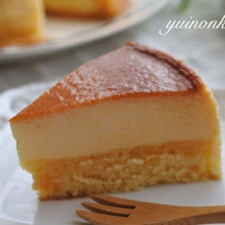 2つの食感が同時に味わえる！二層が美しい「プリンケーキ」
