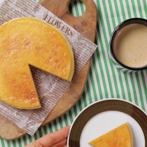 【粉類なし】混ぜて焼くだけで超簡単！濃厚美味な「NYチーズケーキ」の作り方