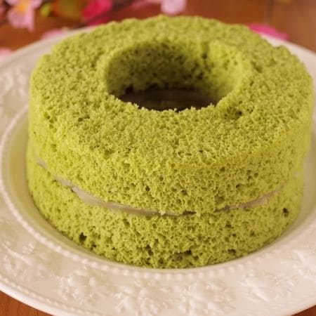 おうちでカフェ気分◎レンジで失敗なしの「ふわふわシフォンケーキ」