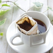 【裏ワザ】いつもの「ドリップコーヒー」がマイルドになる淹れ方！