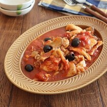 「トマト缶」でごちそうに変身！柔らか鶏むねおかず