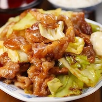 【ホイコーローじゃなくてもめちゃくちゃおいしい！】4600人絶賛レシピも◎豚肉×キャベツで作るご飯どろぼうおかず