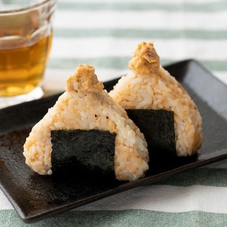 意外な組み合わせにトリコになっちゃうかも?!「大人のツナマヨおにぎり」集めました