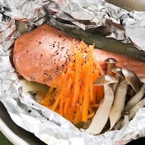 解凍せずにそのまま使える！「冷凍鮭」が旨いメイン5選