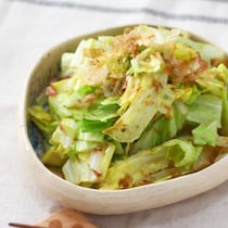 たれの黄金比はコレ！5分で完成のキャベツ副菜