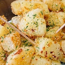 材料は「じゃがいも」だけ！“コンソメチーズ”味の速攻おつまみ