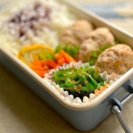 朝の3分勝負!お弁当の隙間に「簡単おかず」