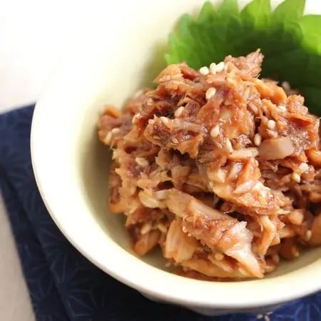 ピリ辛が食欲そそる!余った「アレ」を入れるだけ☆最強のやみつき副菜