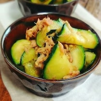 バリエいろいろ！簡単副菜「あえるだけズッキーニ」