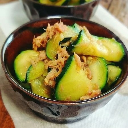 バリエいろいろ！簡単副菜「あえるだけズッキーニ」