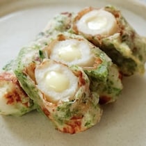 「これでもう、チーズが流れない」神アイデアでお悩み解消！失敗しないちくわのチーズ磯辺揚げ作ってみた