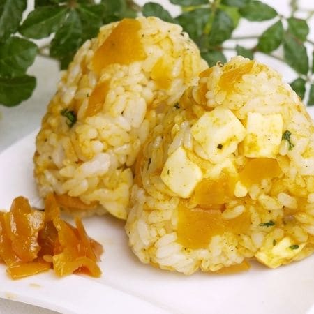 【その組み合わせは意外！】お家にある具材で作る「絶品新感覚おにぎり 」