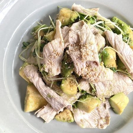 【材料3つで超簡単!夏の新定番に】SNSで人気の「アボカド豚しゃぶ」を試してみた