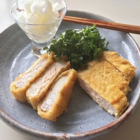 【まだとんかつ揚げてるの？】油揚げを使えば揚げずに絶品とんかつ風