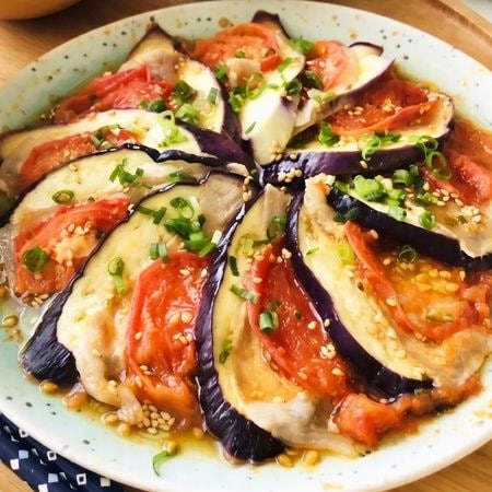 【これレンジだけなの!?】夏野菜&豚肉のパパっとおかず
