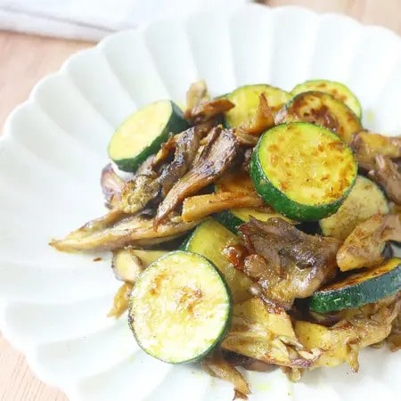 安くておいしい今が旬！ご飯どろぼうな【10分でできるズッキーニ】おかず3選