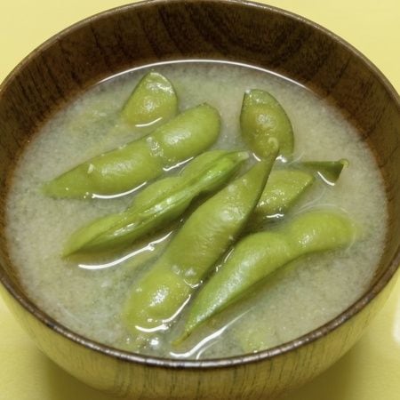 【材料どれも2つ以下!】だし不要で旨すぎ。夏の時短みそ汁レシピ