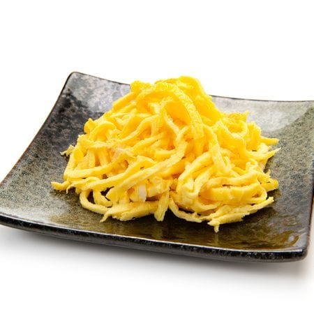 面倒な冷やし中華を少しでもラクに！「錦糸卵」を簡単に作るワザ