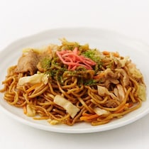 ひと手間で店の味！香ばしすぎる「焼きそば」の作り方