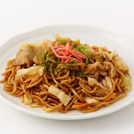 ひと手間で店の味!香ばしすぎる「焼きそば」の作り方