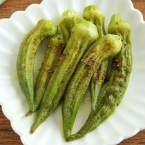 材料はオクラだけ！トースターでパパッと一品「カリッとオクラ」