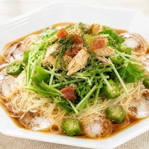 【そうめんだけで食事を済ませてない？】夏バテを防ぐ栄養を美味しくチャージ！サバ缶や納豆で作る「夏のスタミナ麺＆副菜」3選