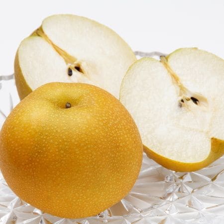 【梨、まだくし切りしてるの？】子どもも食べやすい正解の切り方はコレ！3選