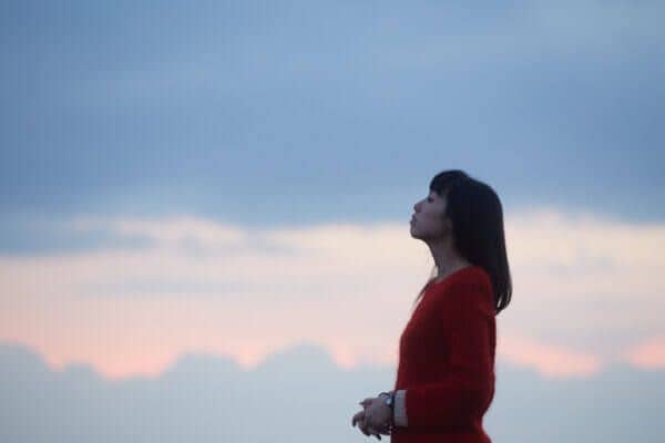 自分に自信がなく、仲間に声をかけられない