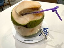 ココナッツウォーターの魅力【タイ】