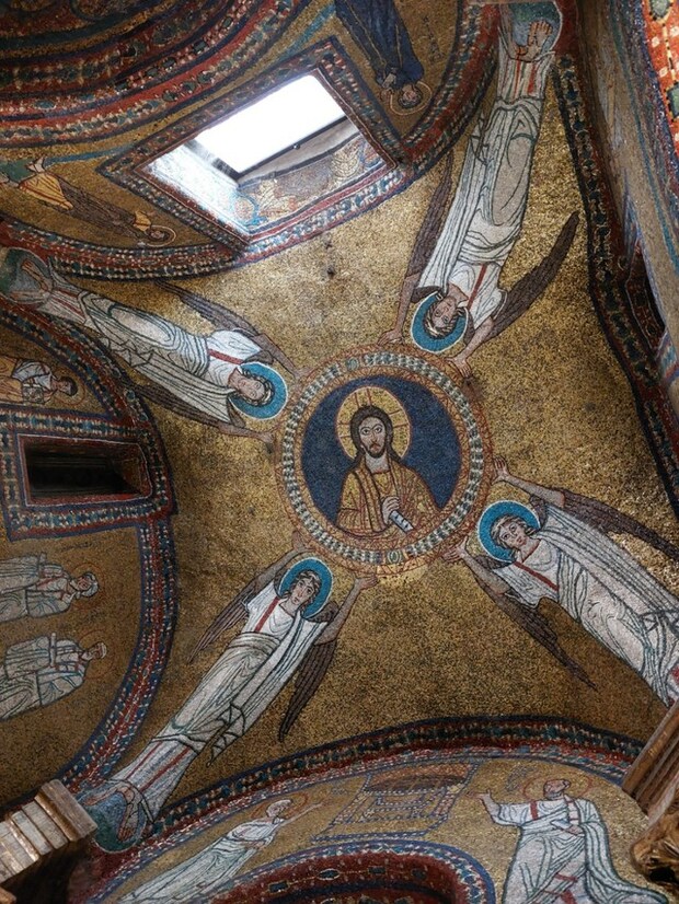 ビザンチン美術の粋を結集したサンタ・プラセーデ教会のモザイク【イタリア】