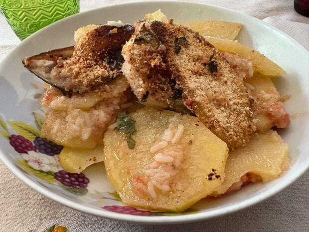 プーリア州の郷土料理「リーゾ・パターテ・エ・コッツェ」【イタリア】