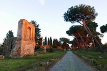 散歩にぴったり！チャンピーノ空港近くのアッピア街道を歩く【イタリア】