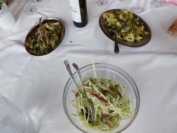 昼から夕方まで食べ続けるイタリアの元旦料理【イタリア】