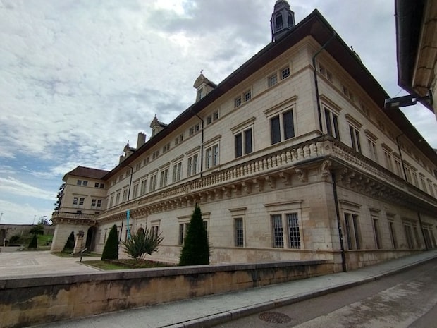 小さな町の図書館が素晴らしい件【フランス】