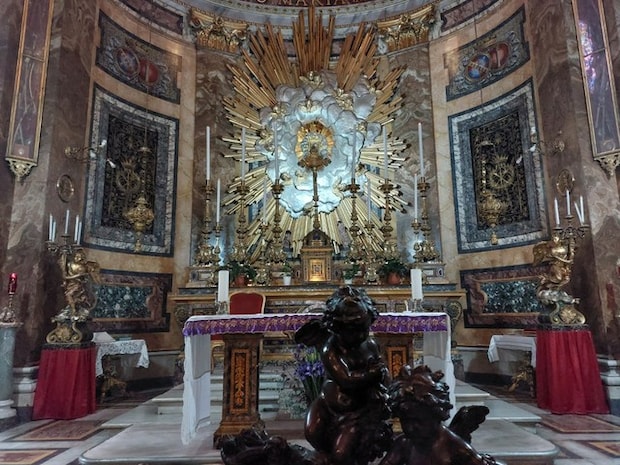 バロック様式の最高峰！ローマのサンタ・マリア・デッラ・ヴィットーリア教会【イタリア】