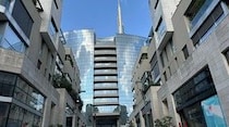 イタリアっぽくない近未来的高層ビルエリア【イタリア】