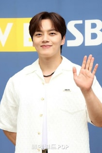 ヨ・ジング、直筆の手紙で入隊を告白…「もっとたくましくなって帰ってくる」