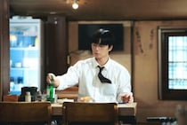 俳優パク・ソジュン、表情だけで期待できる演技…新場面写真を公開=「ギョンドを待ちながら」