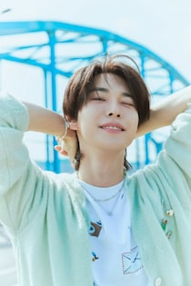 「NCT」ドヨン、1億ウォンを寄付…児童の教育環境改善を支援