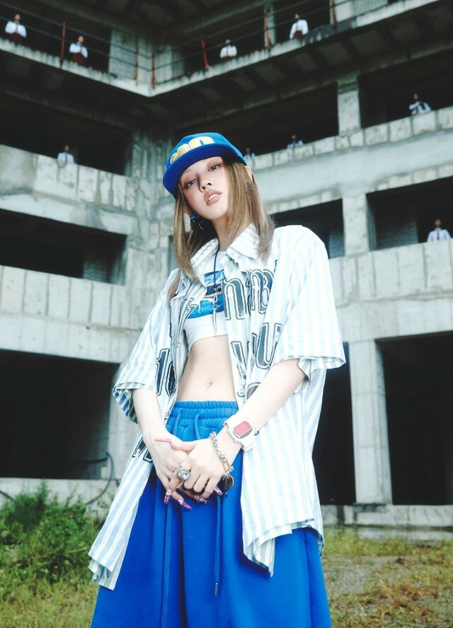 「i-dle」ウギ、初のシングル「Motivation」初動41万枚突破...グローバルな底力