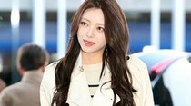 【フォト】「ITZY」ユナ、すでに”ファッションショー”…ランウェイショーに参加のため出国