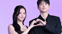 【フォト】JISOO（BLACKPINK）＆ソ・イングク、3月6日よりNetflixで独占配信「マンスリー彼氏」制作発表会に出席