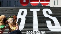 「BTS」のカラーは「紫」だが「赤」の点灯？…「政治的な解釈はしないで」