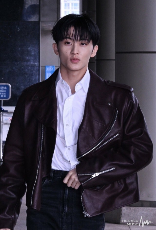 「NCT」マーク、脱退後初メッセージも…「むなしい」「元気なんて出るわけがない」複雑な反応