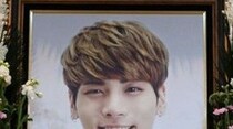 「SHINee」故ジョンヒョンさん直筆作品が中古市場に…番組イベント当選品を約12万円で出品