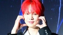 キー、「故ジョンヒョン兄さんの分も持っていく」…「SHINee」18周年プレゼントが話題
