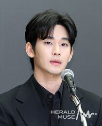 「チャンサの神」ウン・ヒョンジャン氏、キム・スヒョン側弁護士の謝罪受け入れ「今はキム・セウィ代表との戦いに力を合わせる時」