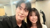 ホ・ナムジュン、子役との仲良しセルフィー公開…「素晴らしき新世界」打ち上げで笑顔