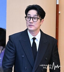 ソ・ジソブ、「主君の太陽」以来13年ぶりのSBS復帰…「故郷のような場所で幸せ」