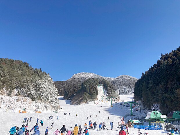 【久万スキーランド 愛媛/久万高原町】 一面雪に囲まれて、冬を全身で感じよう♪